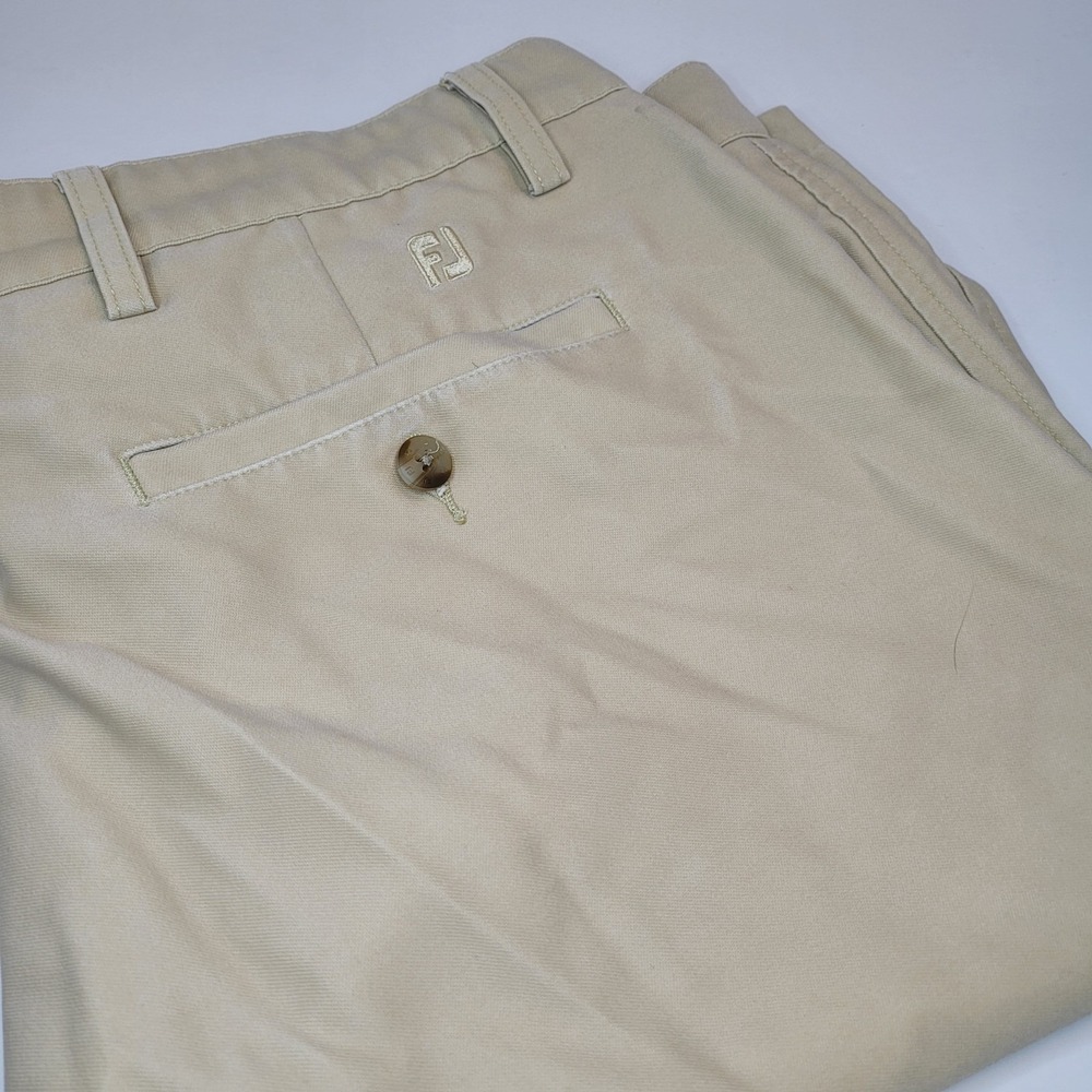 FootJoy‎  Beige Flat Front Golf Casual Shorts Size W38 Classic Preppy